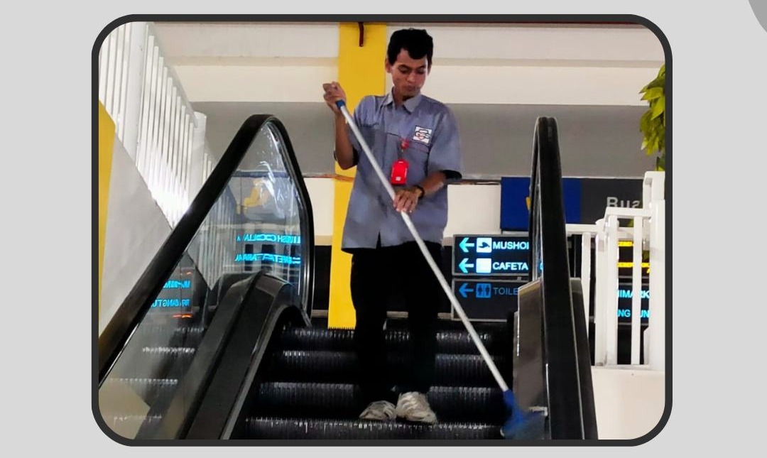 Cleaning Services - PT Gemilang Gardatama Services