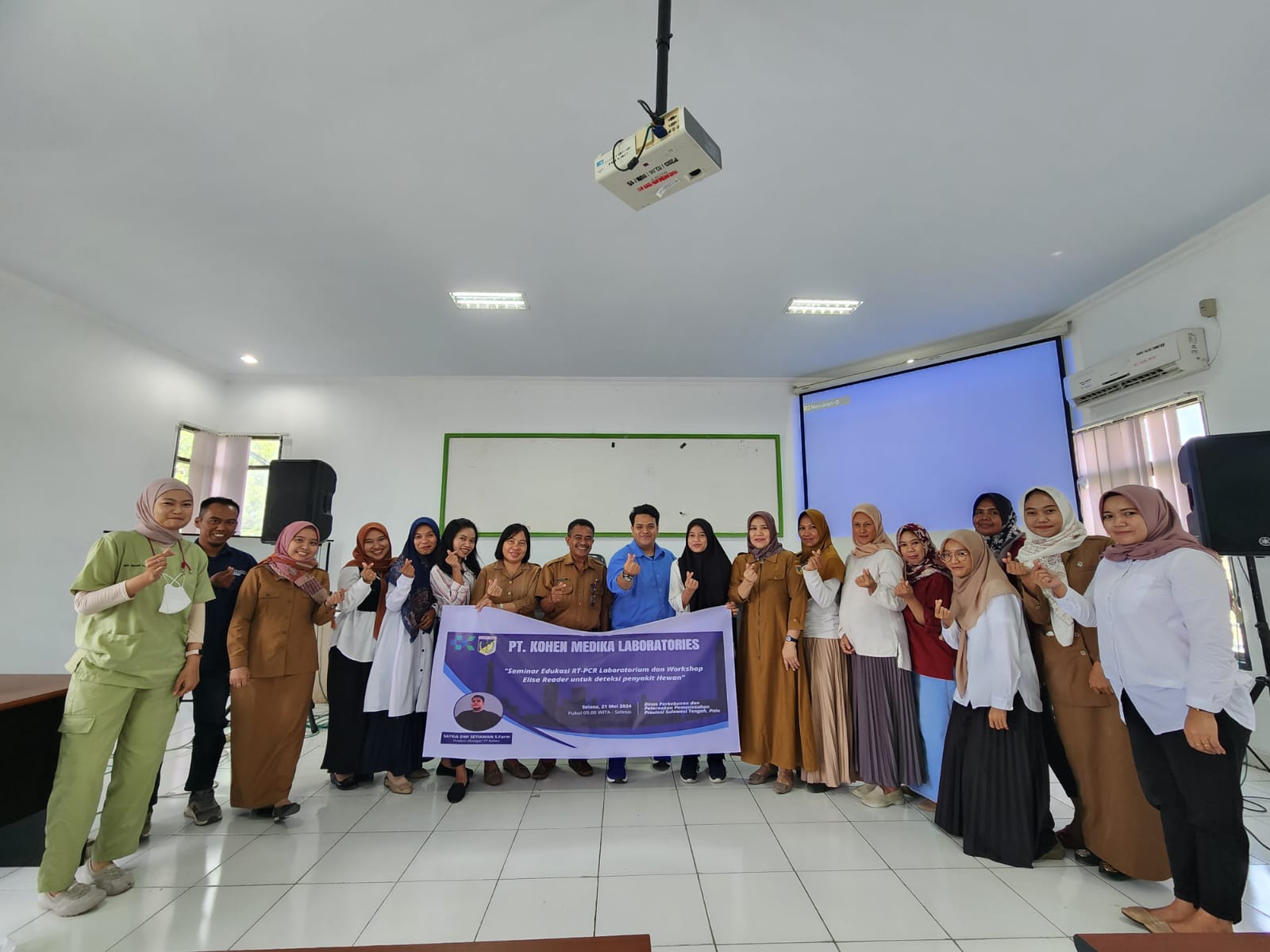 Pelatihan dan Demo